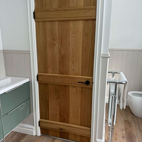 Bead & Butt Oak Doors